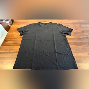 Lululemon fundamental t-shirt black large